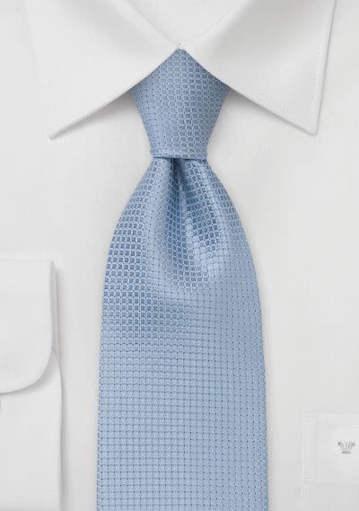 Krawatte eisblau mit markanter Kreuz-Oberfläche