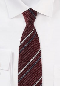 Cravatta business stile bordeaux a righe...