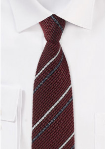 Cravatta business stile bordeaux a righe...