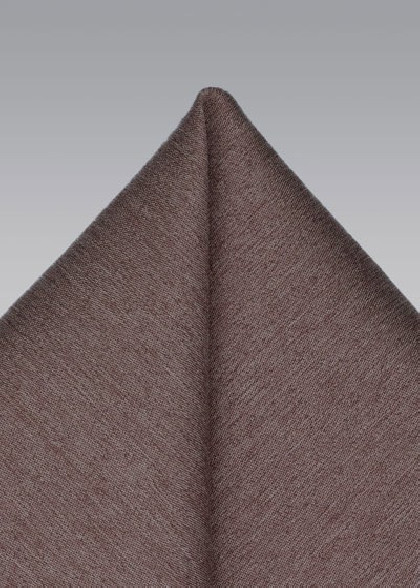 Fazzoletto aus dem gleichen Stoff und Farbe