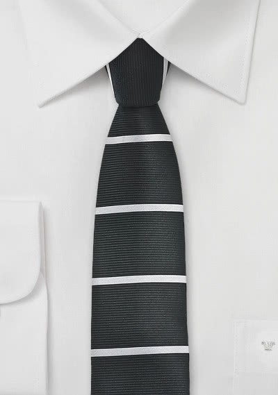 Cravatta stretta righe orizzontali