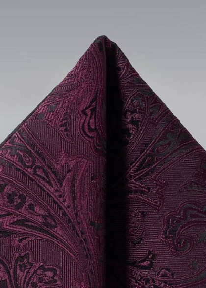 Fazzoletto aus dem gleichen Stoff und Farbe