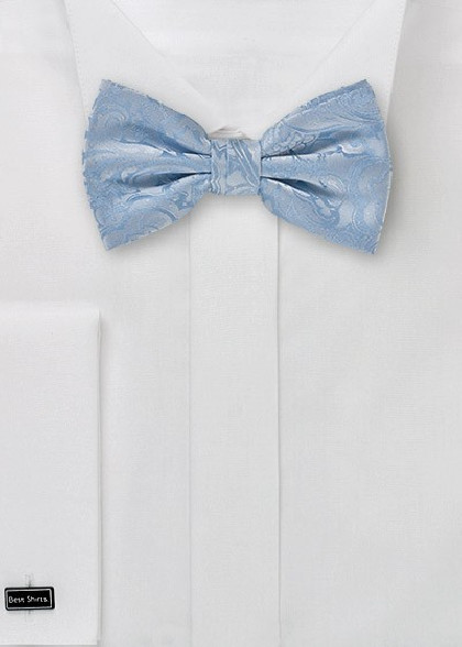 Papillion aus dem gleichen Stoff und Farbe
