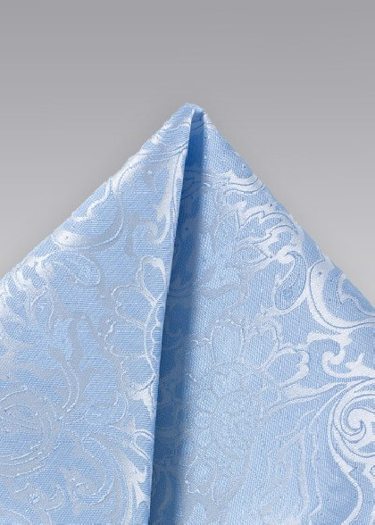 Fazzoletto aus dem gleichen Stoff und Farbe