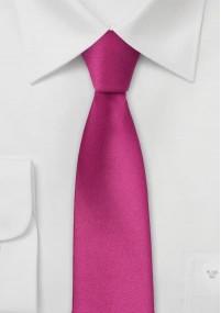 Cravatta sottile magenta