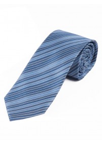 Cravatta business XXL a righe sottili blu...