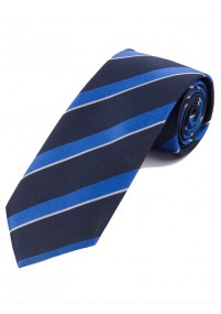 Splendida cravatta XXL con disegno a righe...
