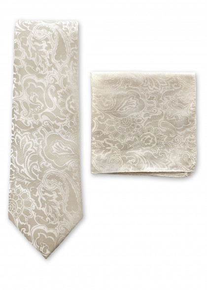 Set di cravatte aus dem gleichen Stoff und Farbe