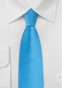 Cravatta sottile azzurra