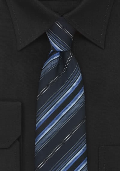 Cravatta righe nere blu notte