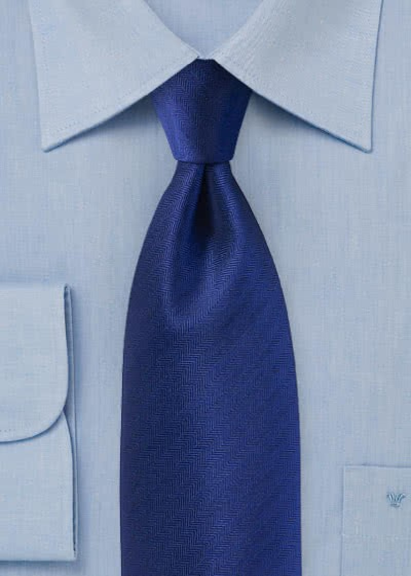Affari cravatta ossa blu reale