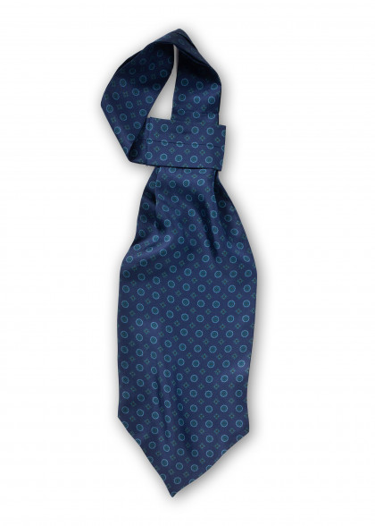 Ascot aus dem gleichen Stoff und Farbe