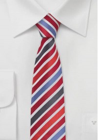 Cravatta sottile righe rosse bianche