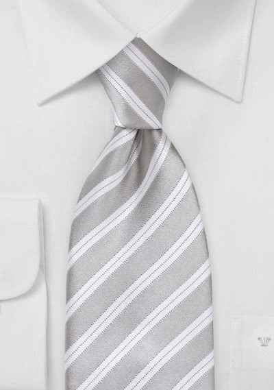Cravatta grigia righe