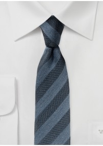 Cravatta a righe blu grigio scuro