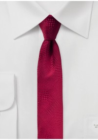 Cravatta business a struttura stretta rosso