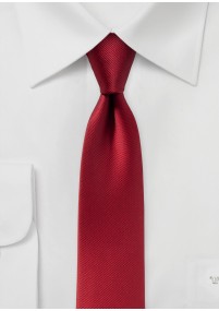 Cravatta stretta tinta unita rosso borgogna