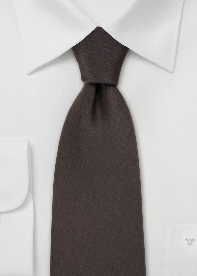 Cravatta business in raso marrone scuro