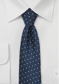 Cravatta stretta pois blu