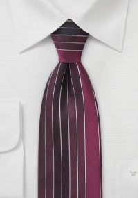 Cravatta business viola linee verticali