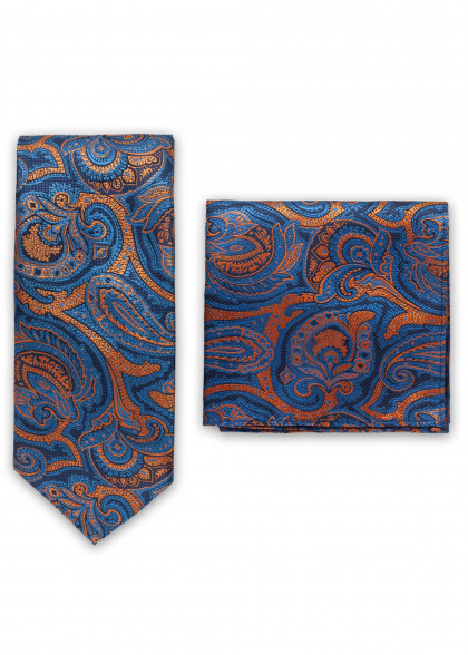 Set di cravatte aus dem gleichen Stoff und Farbe