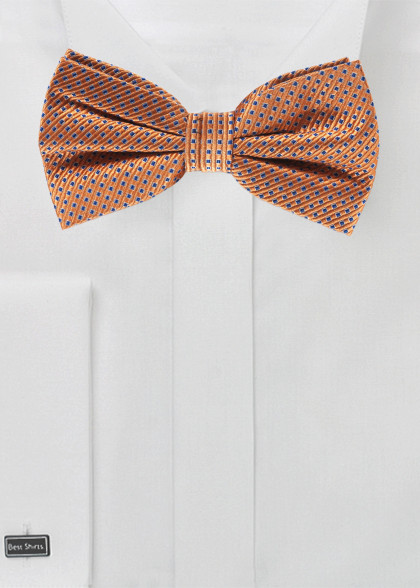 Papillion aus dem gleichen Stoff und Farbe