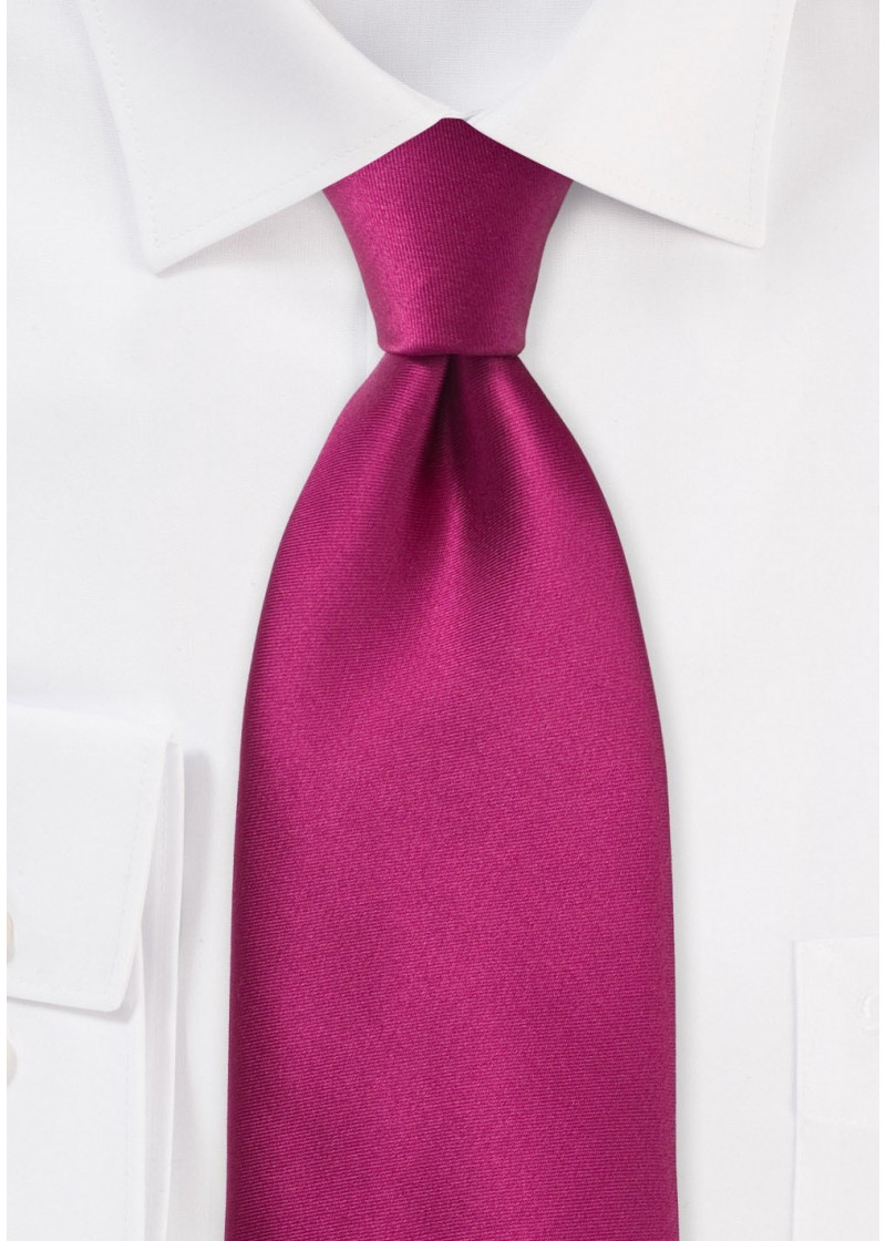 Cravatta da uomo in raso magenta
