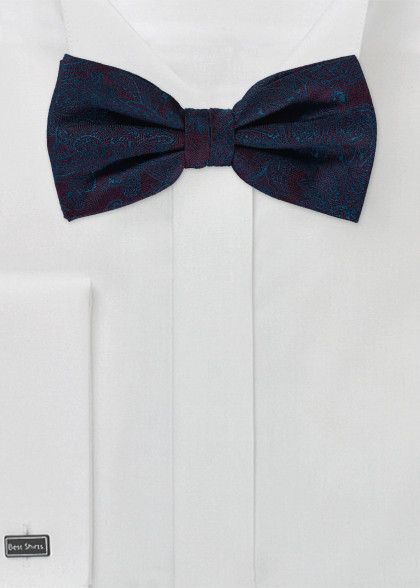 Papillion aus dem gleichen Stoff und Farbe