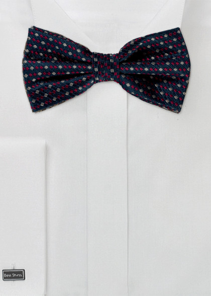 Papillion aus dem gleichen Stoff und Farbe