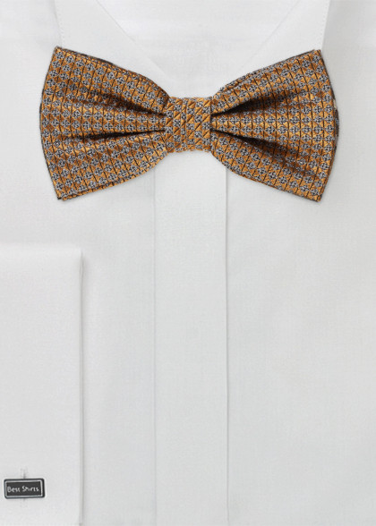 Papillion aus dem gleichen Stoff und Farbe