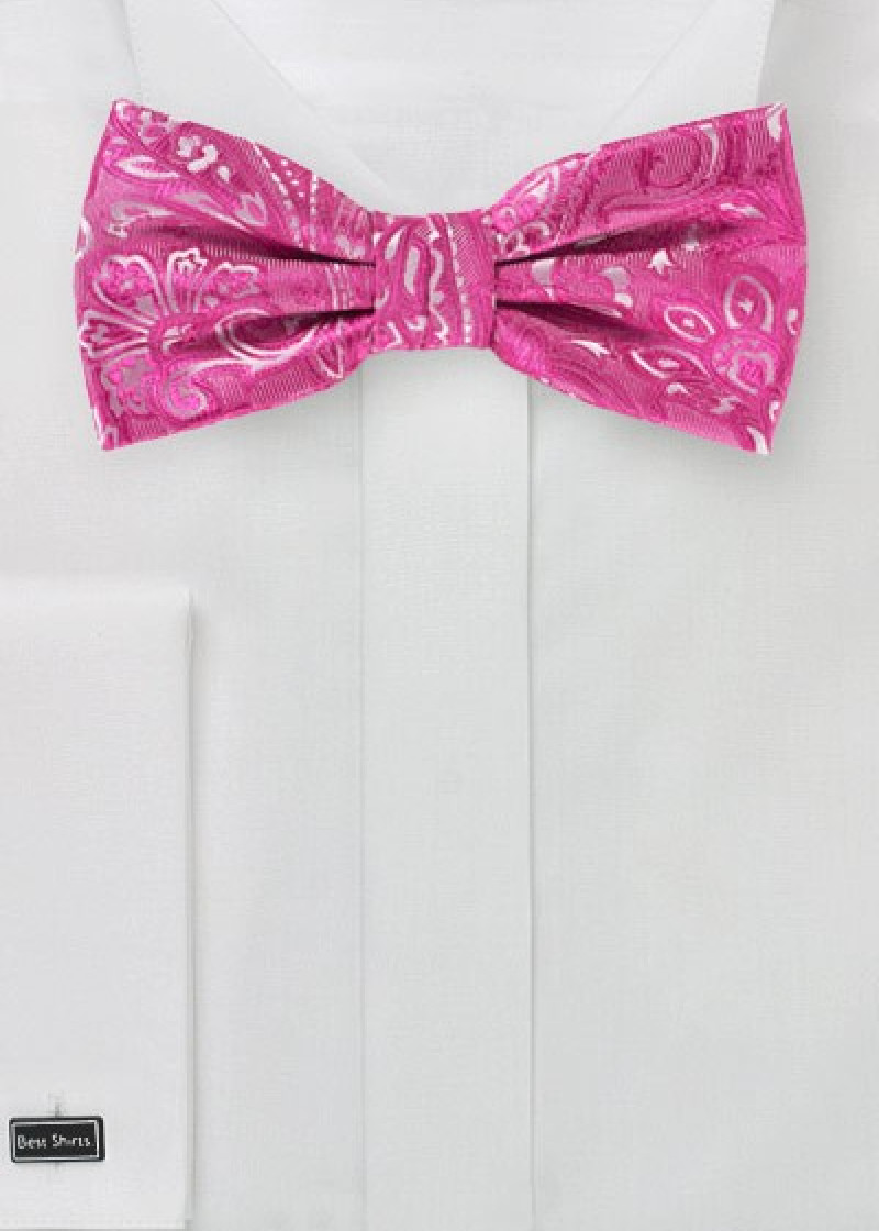 Papillon color magenta con elegante disegno