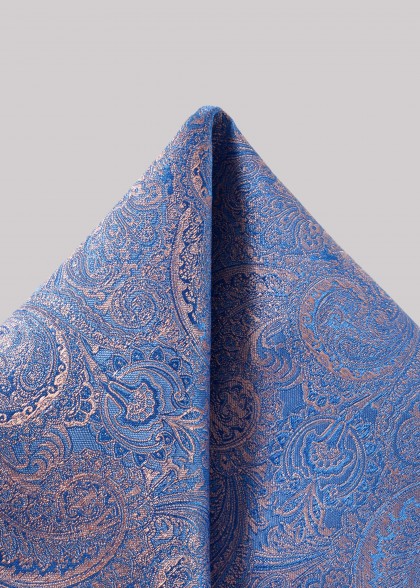 Fazzoletto aus dem gleichen Stoff und Farbe