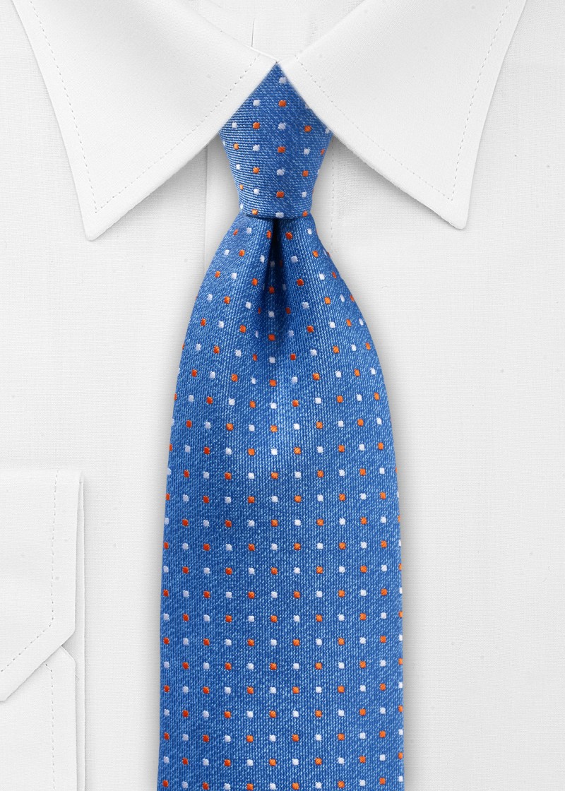Cravatta blu con motivo a pois
