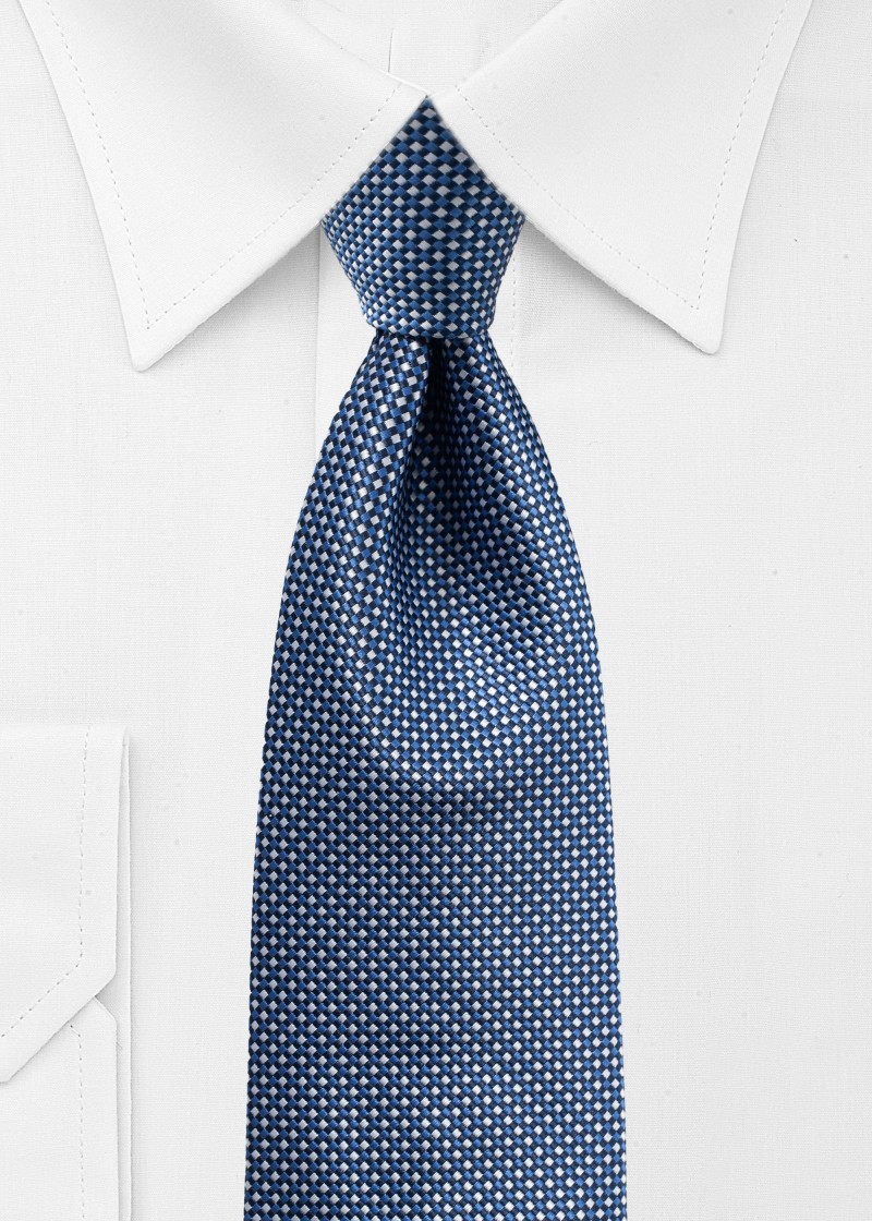 Cravatta blu e argento con microfantasia diagonale