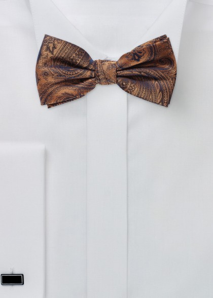 Papillion aus dem gleichen Stoff und Farbe