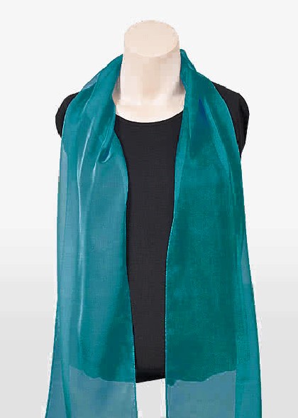 Sciarpa di chiffon aus dem gleichen Stoff und Farbe