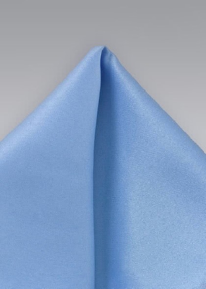 Fazzoletto aus dem gleichen Stoff und Farbe