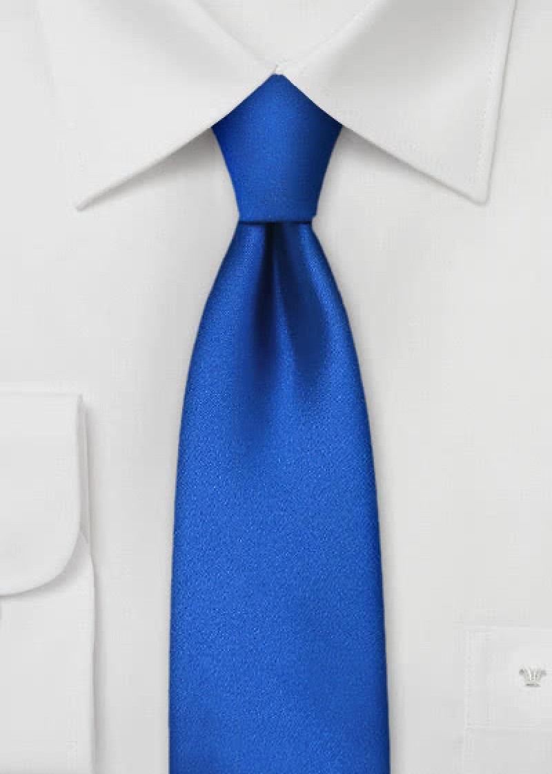 Cravatta stretta blu regale