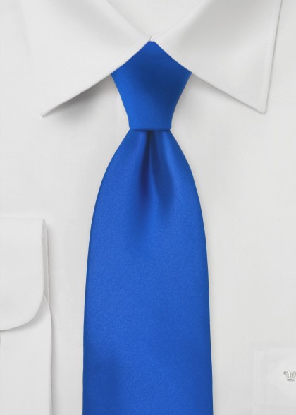 Cravatta blu ultramarino