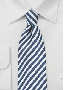 Cravatta righe blu marino