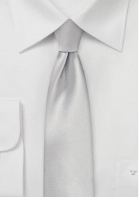 Cravatta sottile grigio chiaro