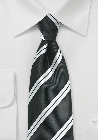 Cravatta nera righe bianche
