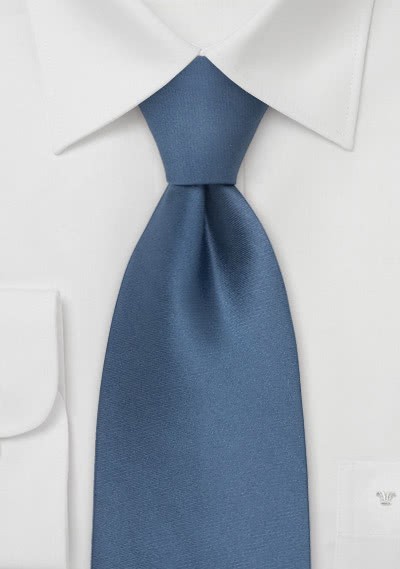 Cravatta a tinta unita blu