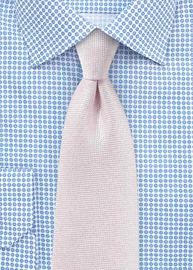 Cravatta business in filigrana con texture rosa