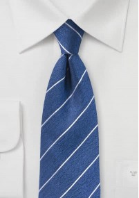 Linee di cravatte blu